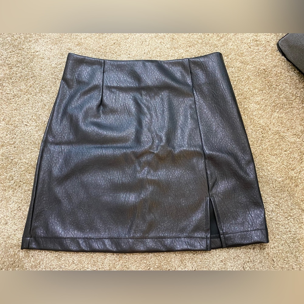 Wild Fable Faux Leather Mini Skirt size 8